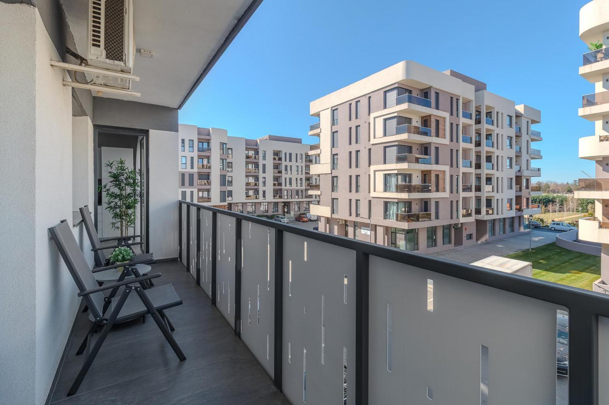 Апартаменти Ceyrat Flat Орадя Екстер'єр фото